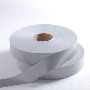 耐水洗、干洗亮银TC华体会平台-华体会(中国)布 亮度＞420